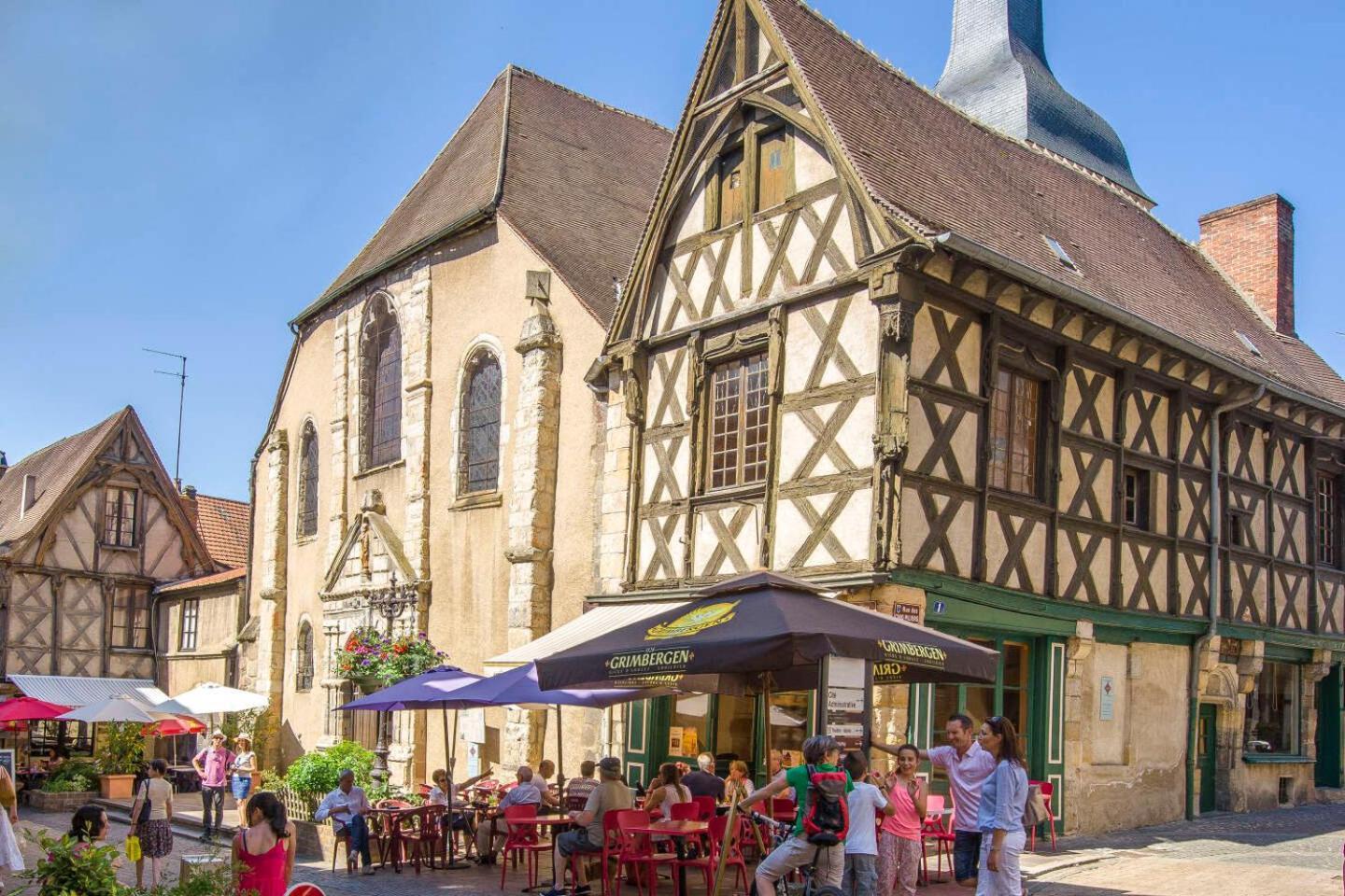 شقة Pied-A-Terre A Montluçon المظهر الخارجي الصورة